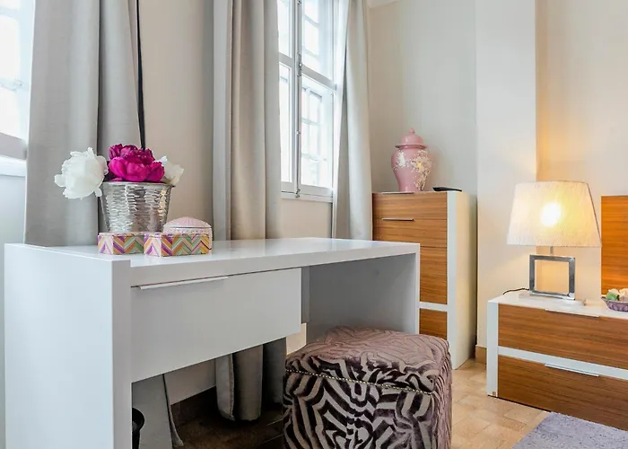 Stunning Clerigos Duplex In The Heart Of Apartment