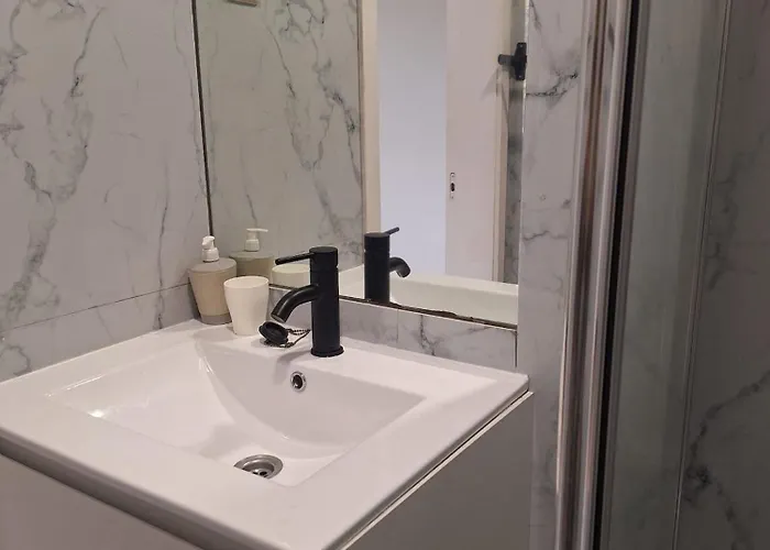 Stunning Clerigos Duplex In The Heart Of